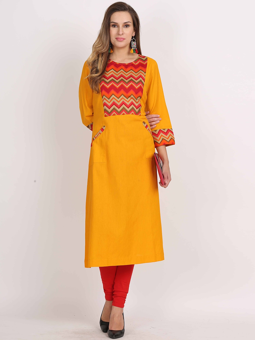 

Jivitha Chevron Printed Round Neck Straight Kurta, Mustard