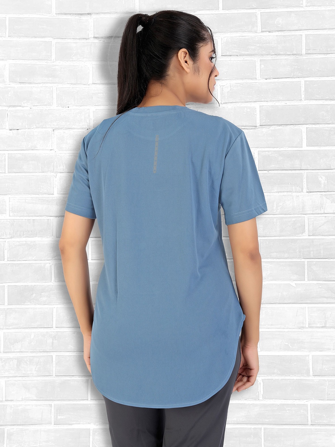 

MYO2 Women Solid Round Neck T-shirt, Blue