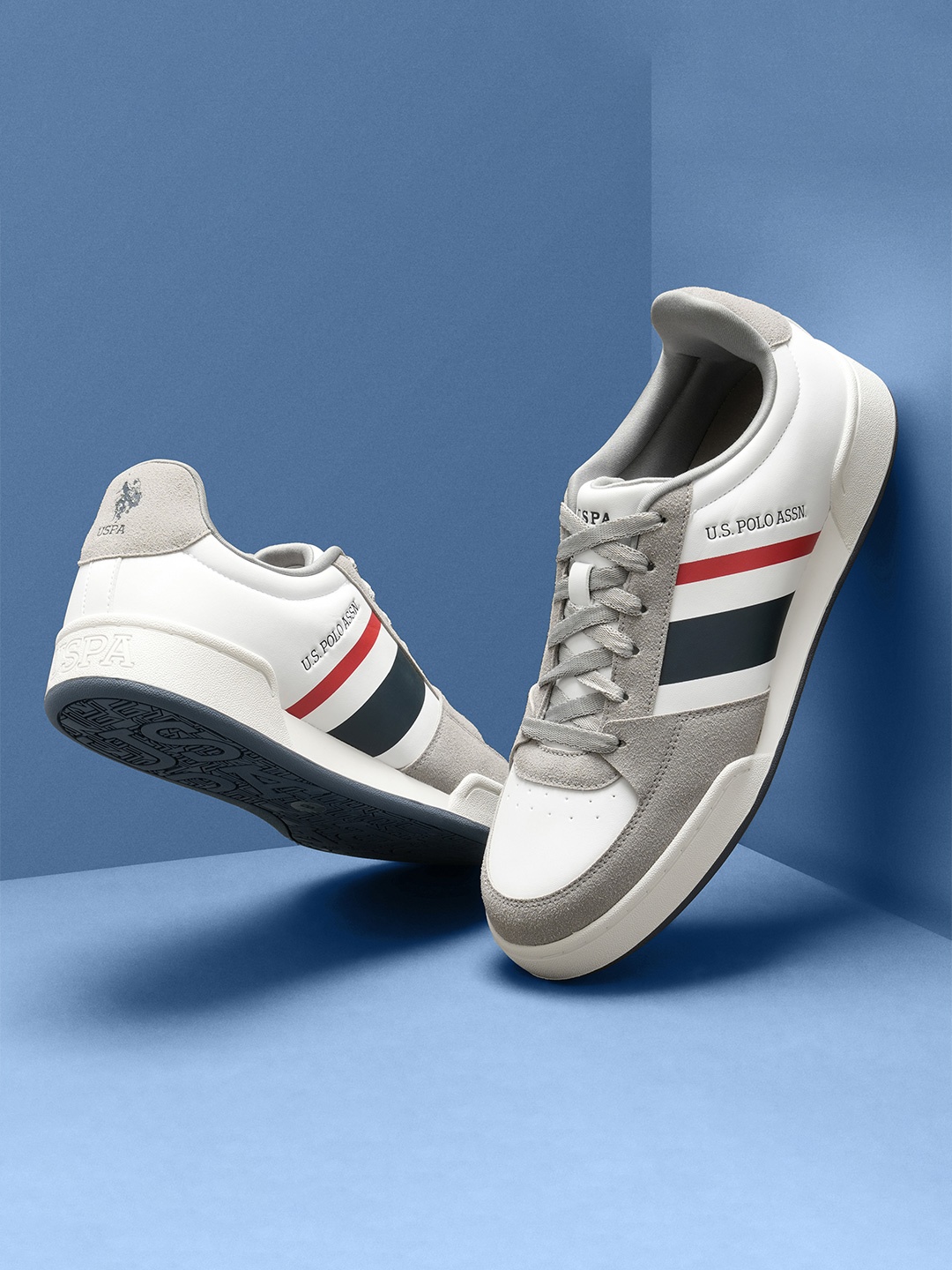 

U.S. Polo Assn. Men ROGER Colourblocked Brand Logo Patterned Sneakers, White