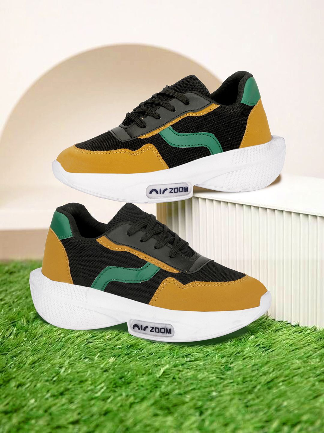 

RAVDI Boys Colourblocked Lightweight Lace-Ups Sneakers, Black
