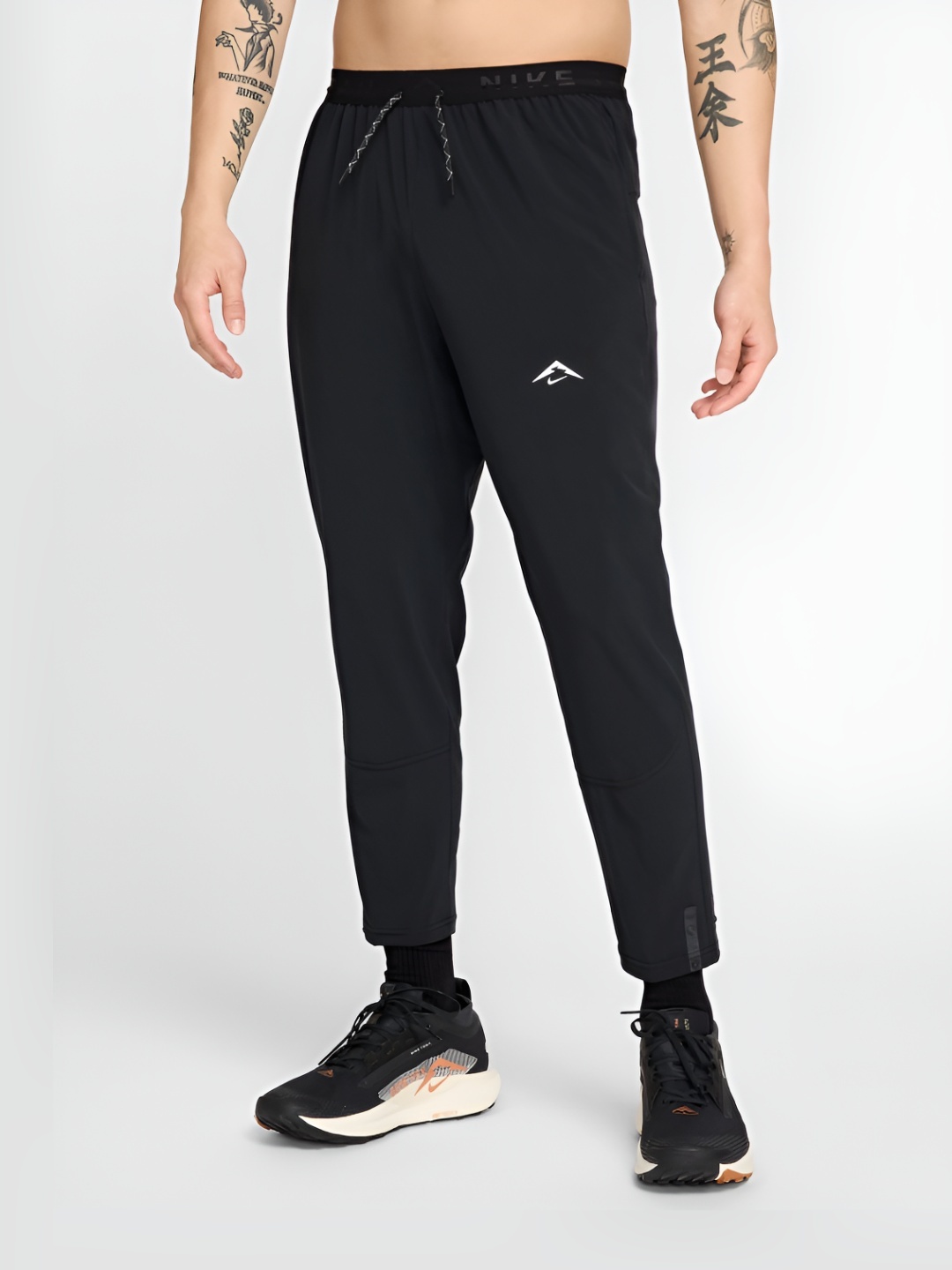 

Nike Dawn Range Men Dri-FIT Running Trousers, Black