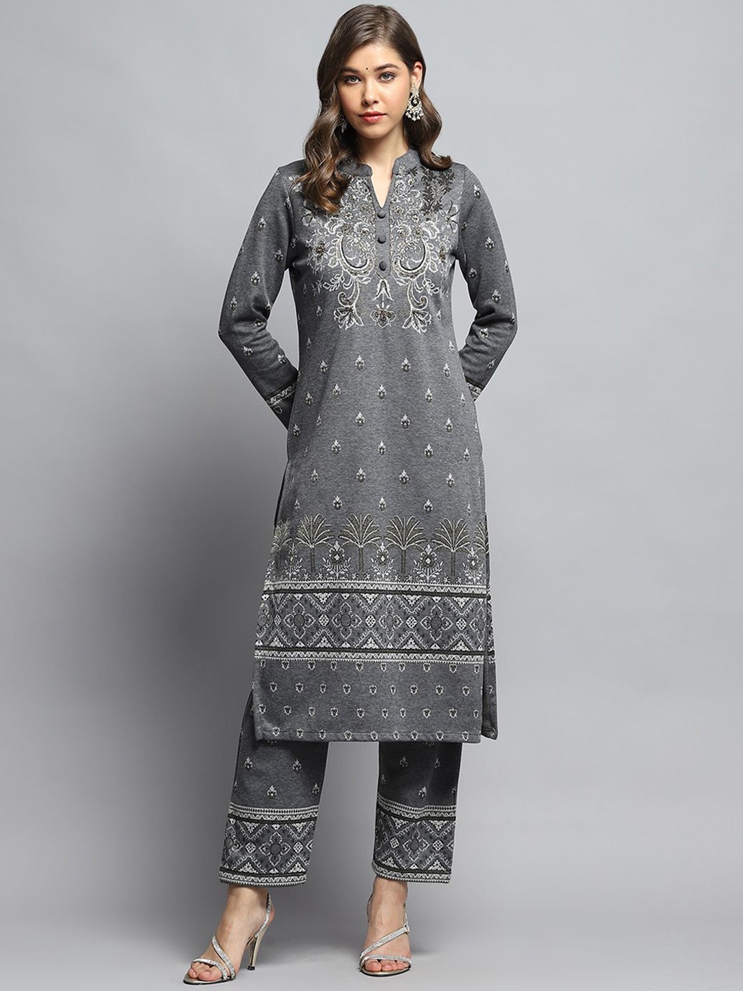 

Monte Carlo Floral Self Design Mandarin Collar Beaded Straight Kurta With Trouser, Grey