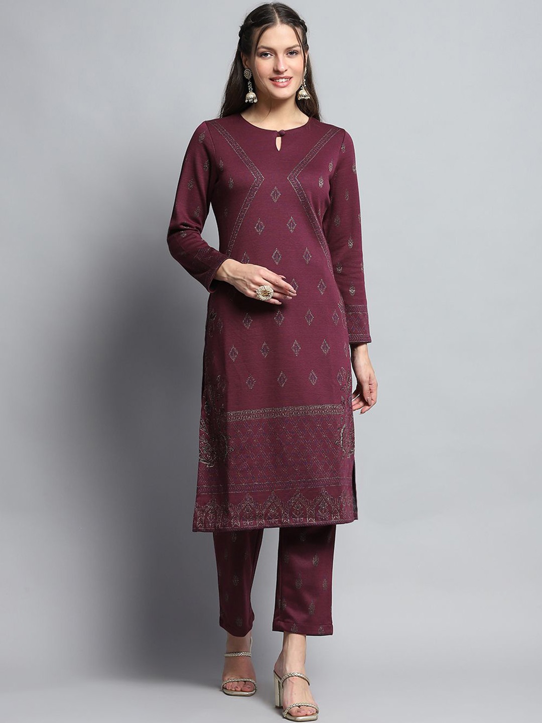 

Monte Carlo Ethnic Motifs Printed Key Hole Neck Straight Kurta with Trousers, Maroon