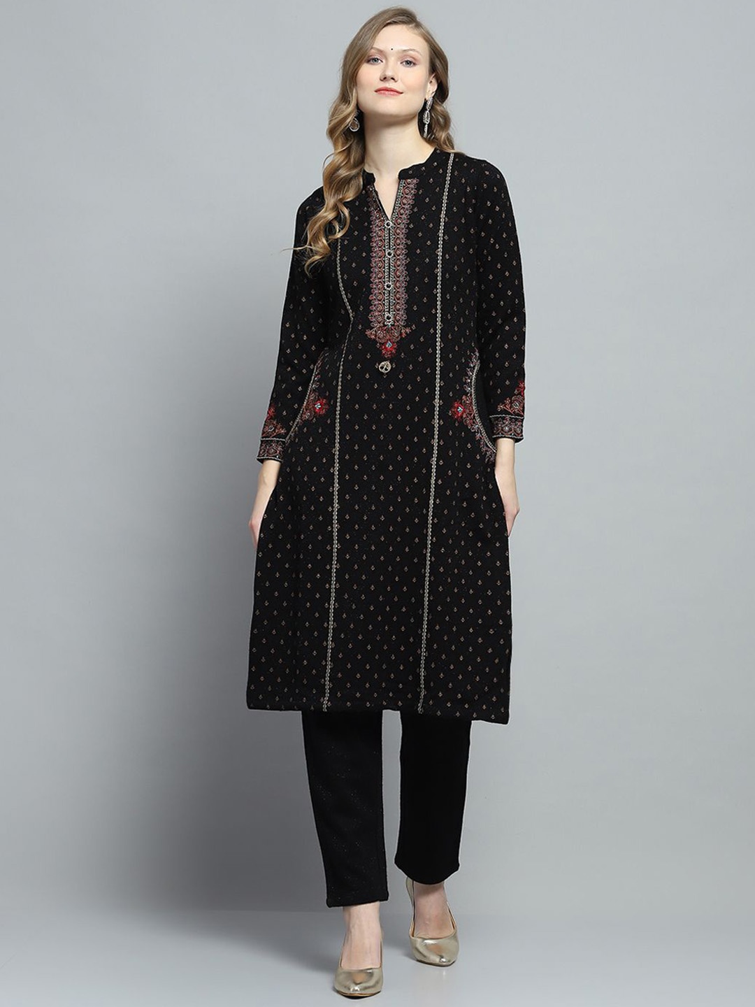 

Monte Carlo Floral Embroidered Thread Work Mandarin Collar Kurta With Trousers And Dupatta, Black