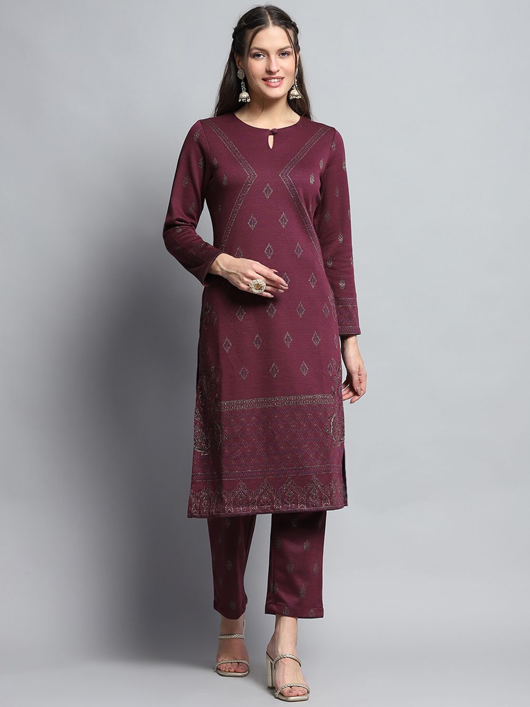 

Monte Carlo Ethnic Motifs Woven Design Keyhole Neck Straight Kurta With Trousers, Maroon