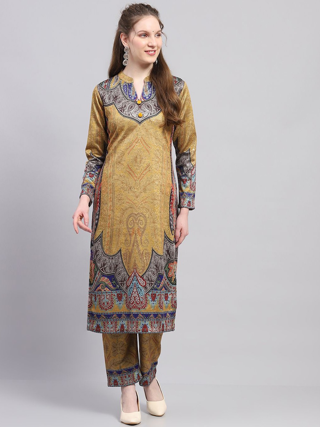 

Monte Carlo Ethnic Motifs Printed Mandarin Collar Straight Kurta With Trouser, Mustard