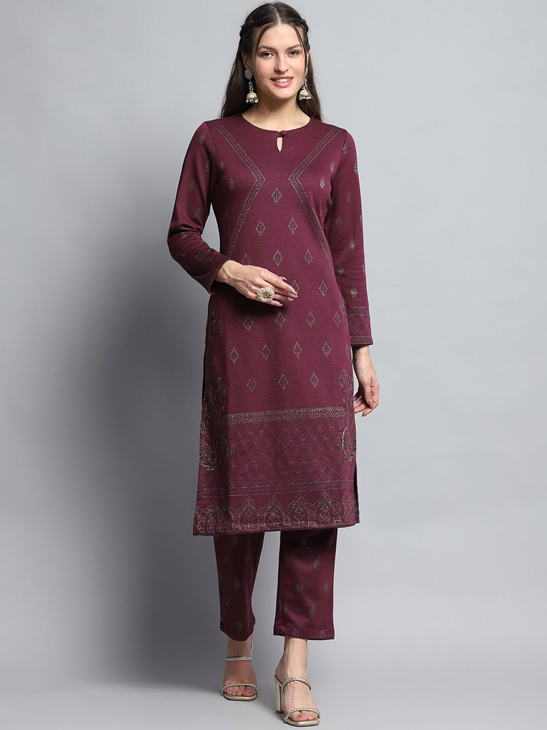 

Monte Carlo Ethnic Motifs Printed Key Hole Neck Straight Kurta with Trousers, Burgundy