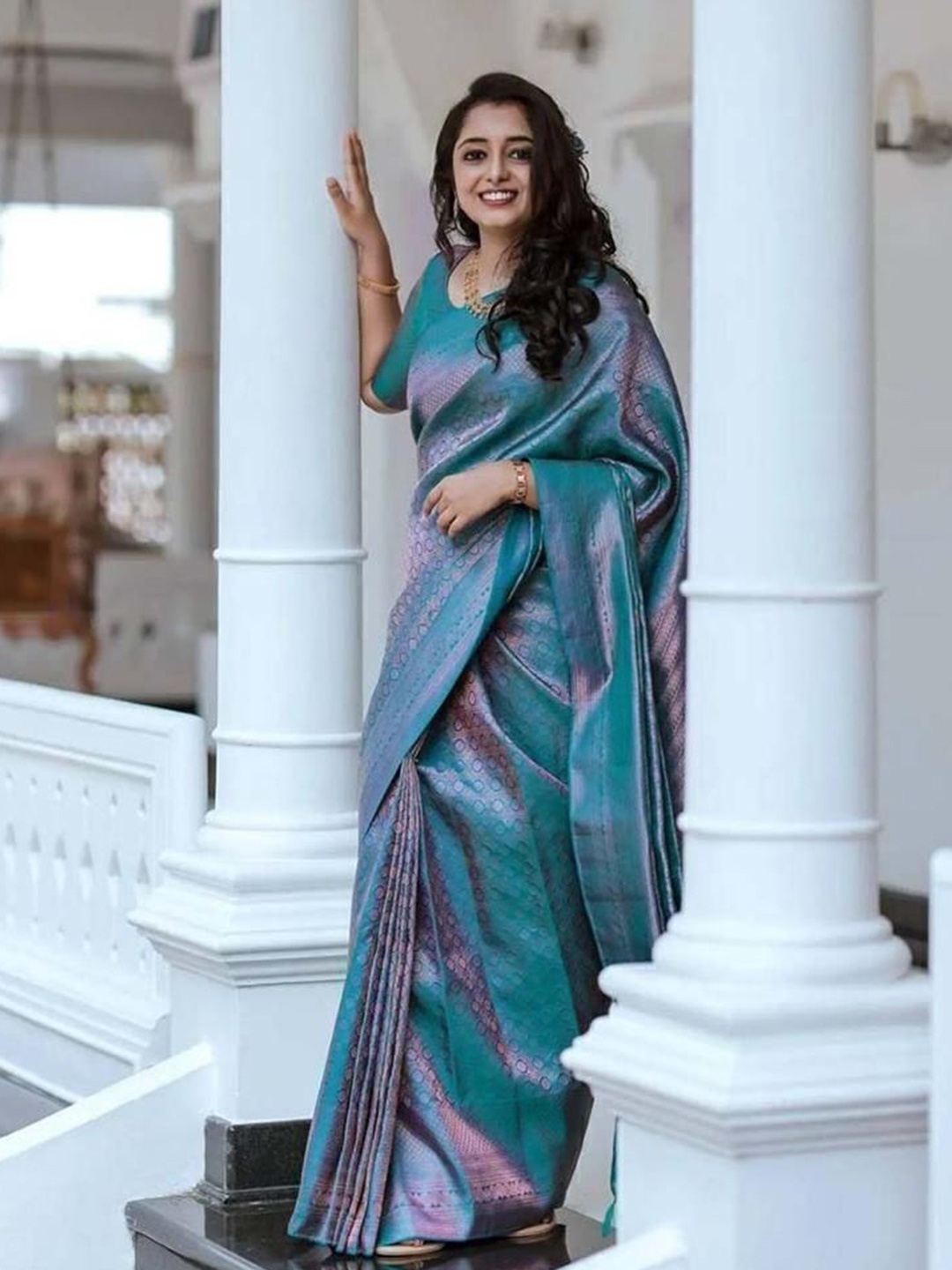 

Upalksh Woven Design Zari Pure Cotton Kanjeevaram Saree, Blue