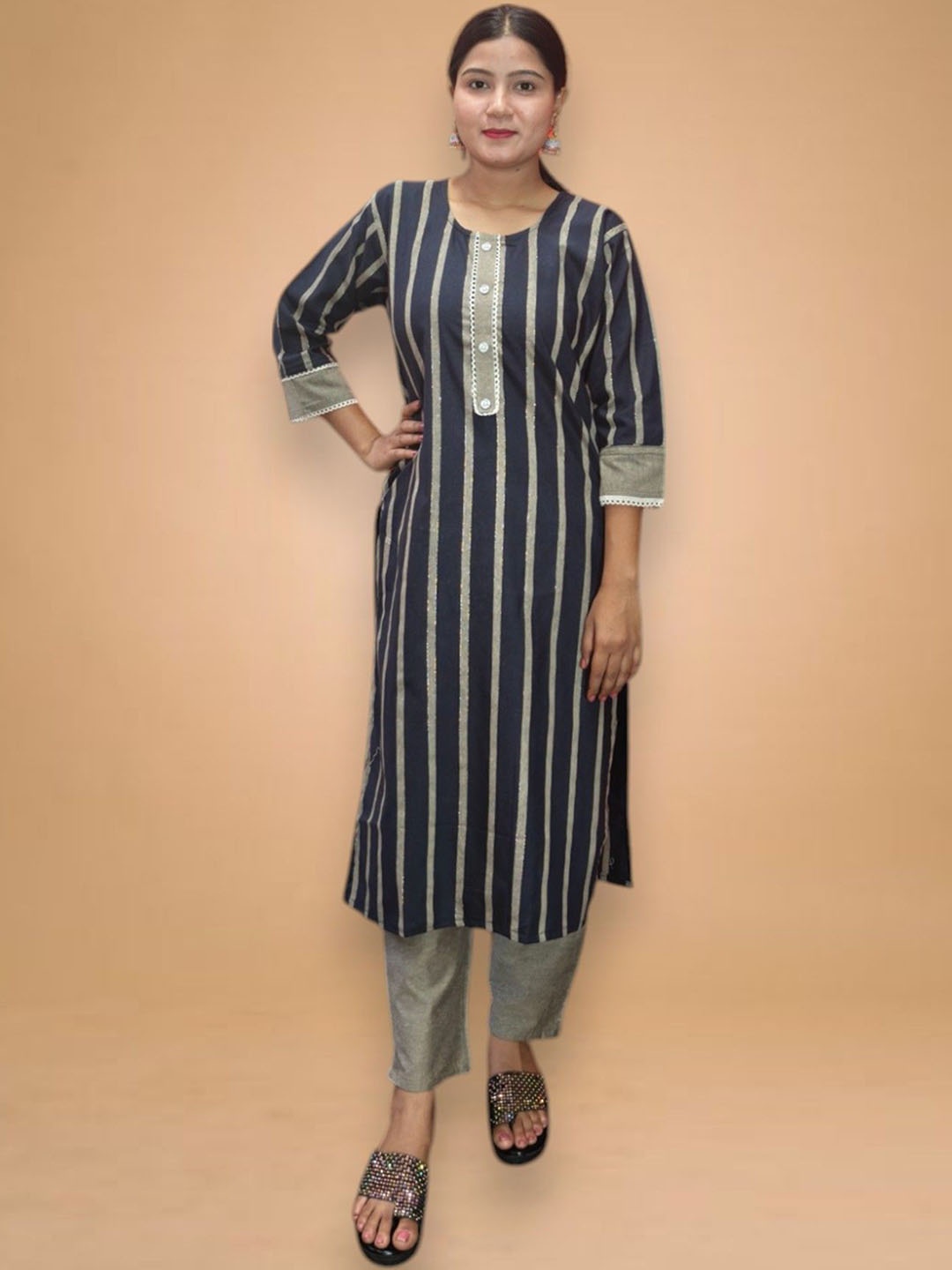 

Ayukti Striped Pure Cotton Straight Kurta With Palazzo, Black