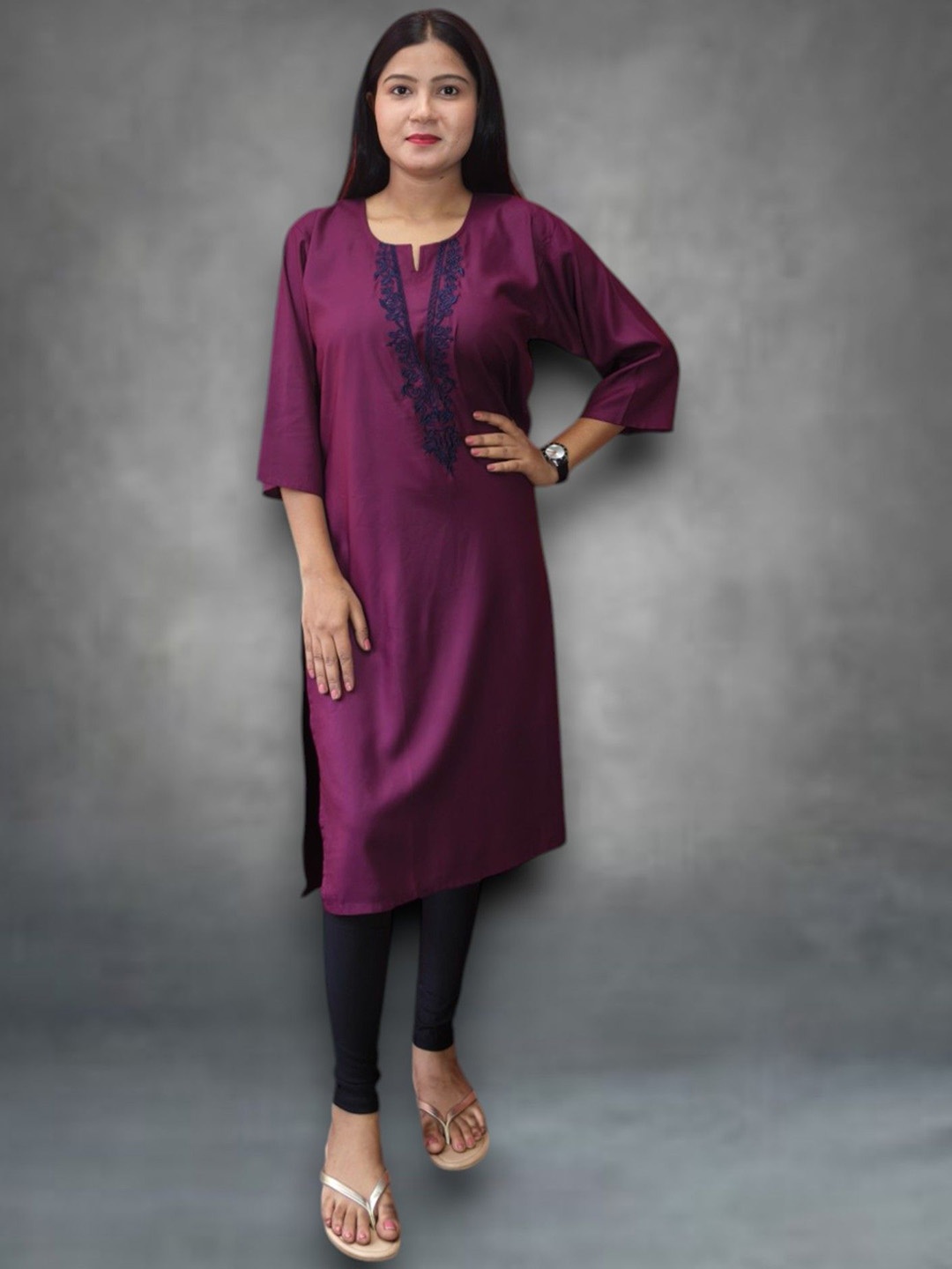 

Ayukti Floral Embroidered Straight Kurta, Purple