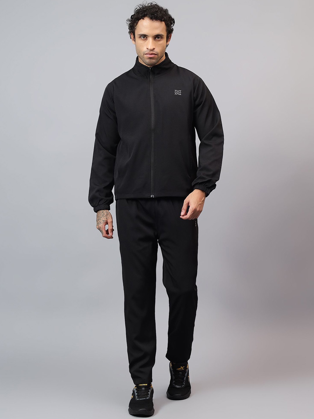 

VECTOR X Men Mock Collar Tracksuit, Black