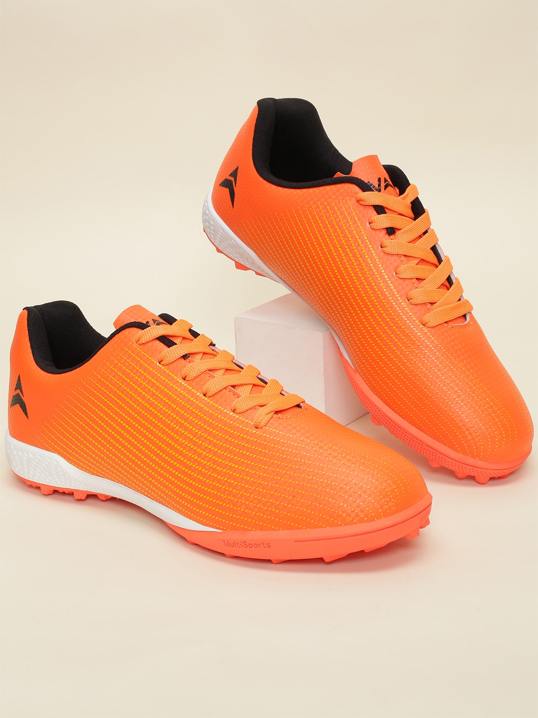 

AVANT Men TurfMaster Pro Turf Football Shoes, Orange