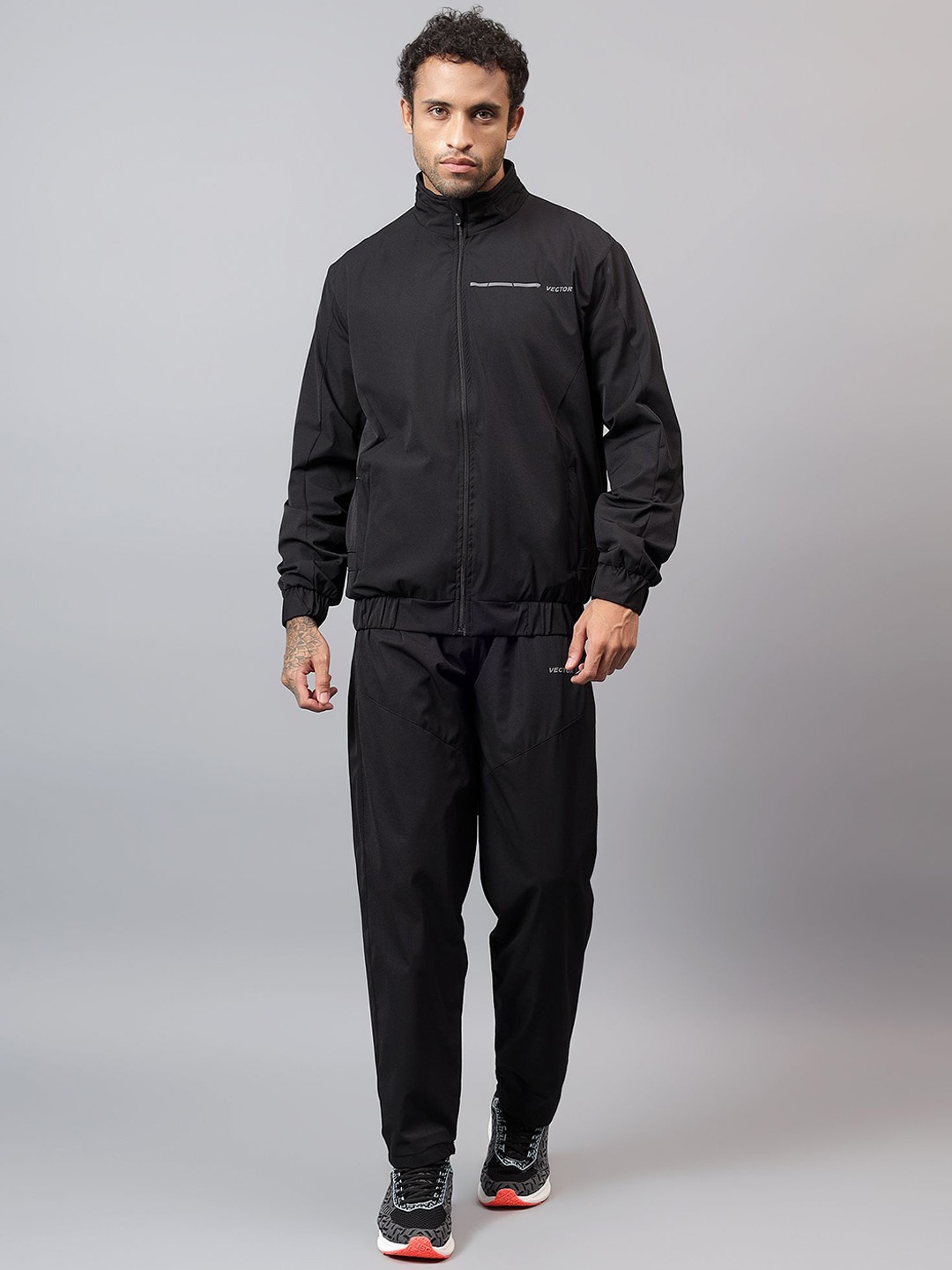 

VECTOR X Men Mock Collar Tracksuit, Black