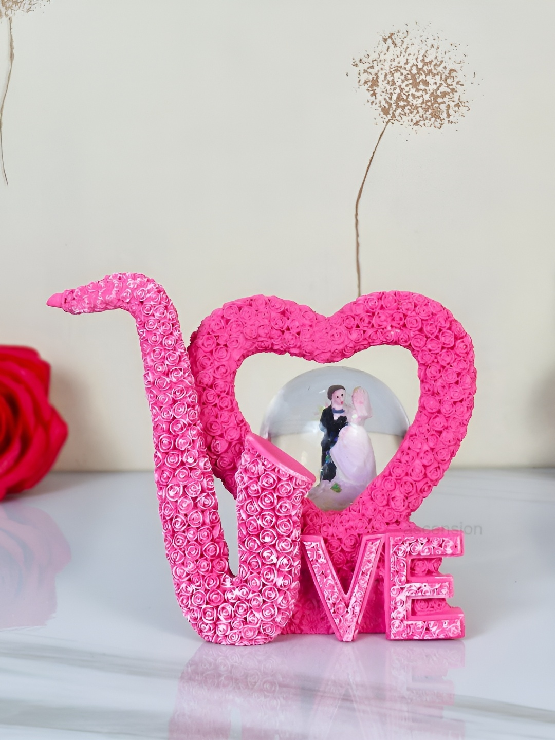 

Ascension Pink & White Heart Shape Romantic Love Couple Showpiece