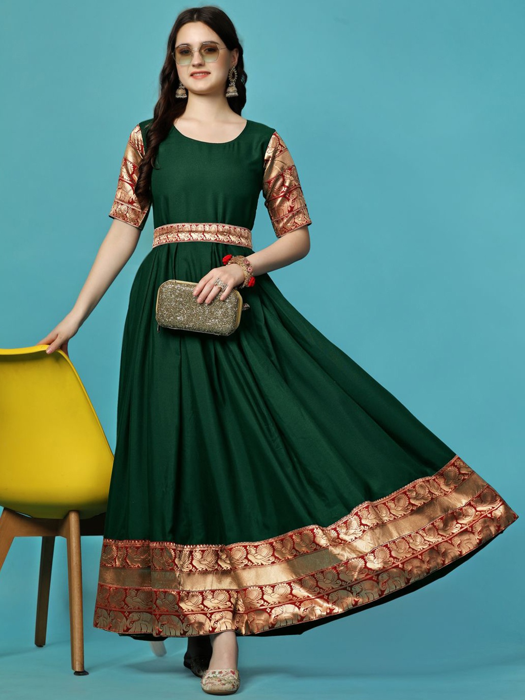 

BAESD Floral Printed Anarkali Ethnic Dress With Belt, Green