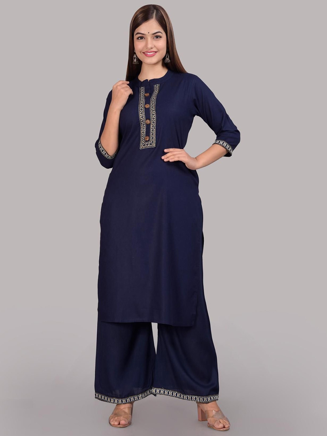 

Niona Mandarin Collar Thread Work Straight Kurta With Palazzo, Navy blue