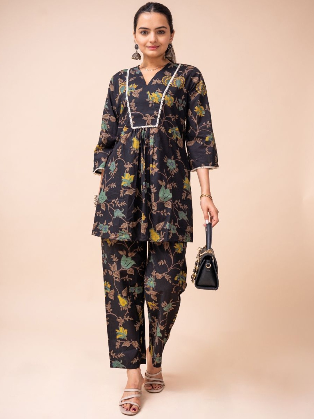 

EKISHA Floral Printed V-Neck Pure Cotton Tunic With Trouser, Black