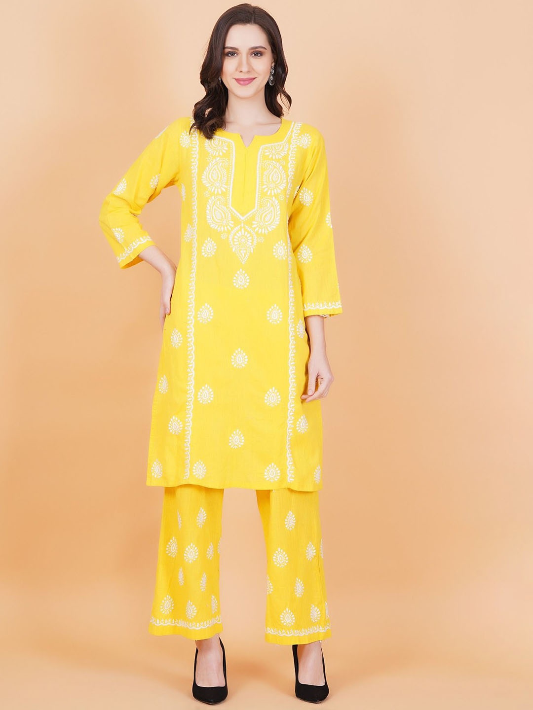 

SUFIZA LIFESTYLE Embroidered Mandarin Collar Pure Cotton Tunic With Palazzo, Yellow