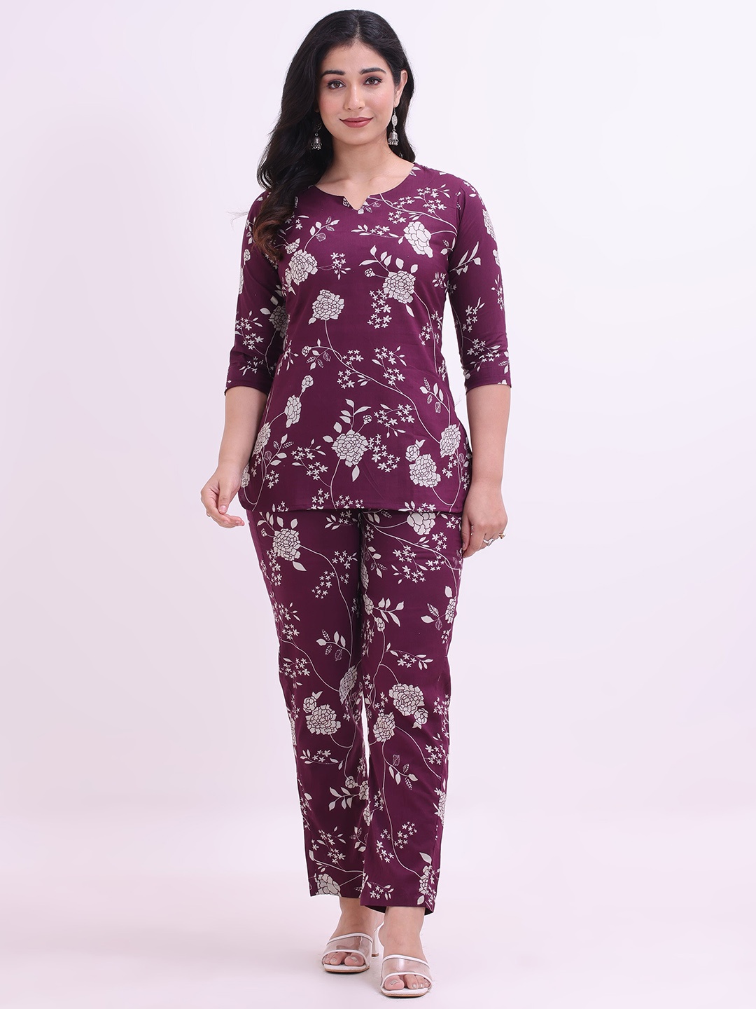 

Smartyhub Floral Printed Notch Neck Pure Cotton Top with Trousers, Purple