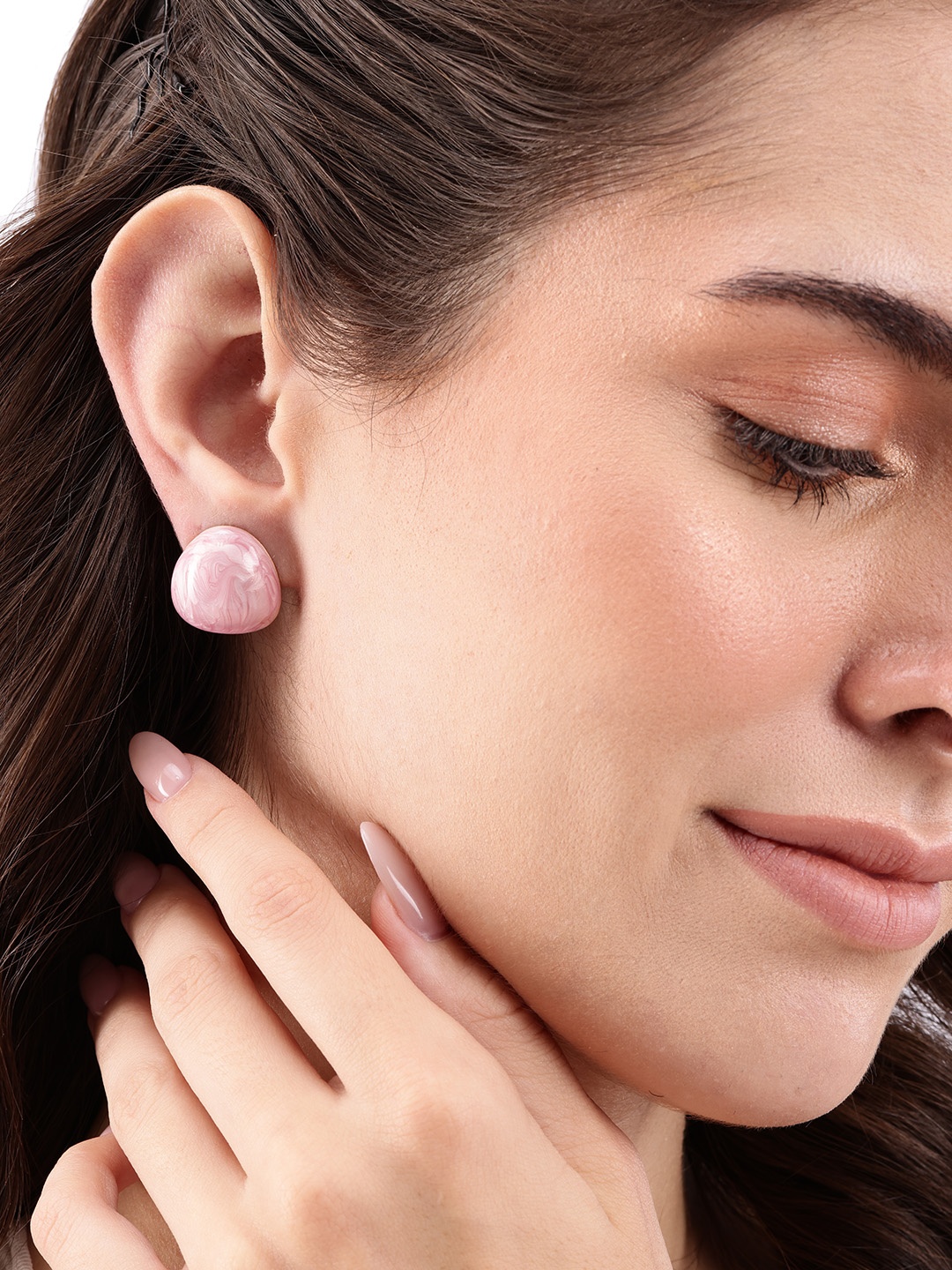 

DressBerry Oval Shaped Studs, Gold