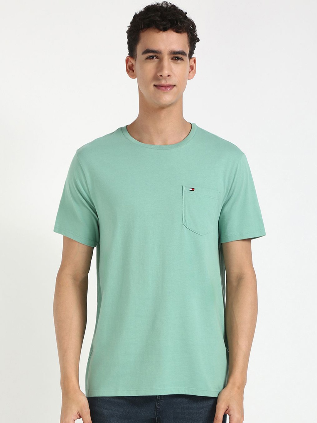 

Tommy Hilfiger Men NANTUCK Solid Round Neck Cotton T-shirt, Green