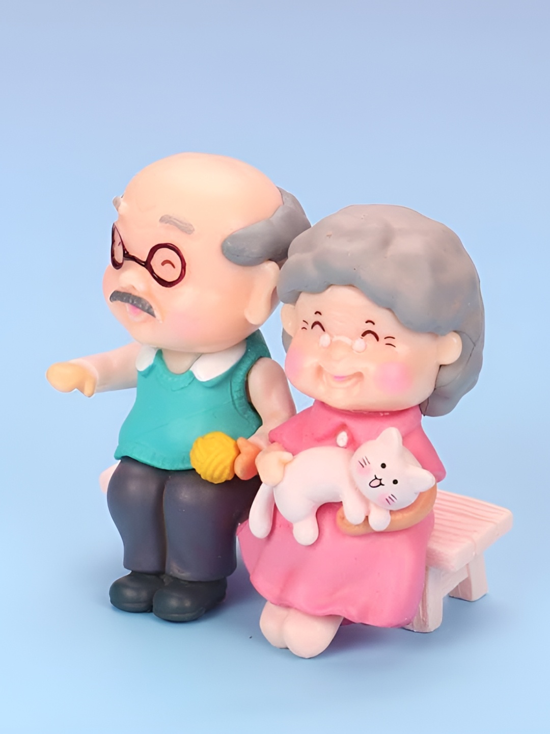 

CraftVatika Pink & Blue Old Age Love Couple Miniature Showpiece