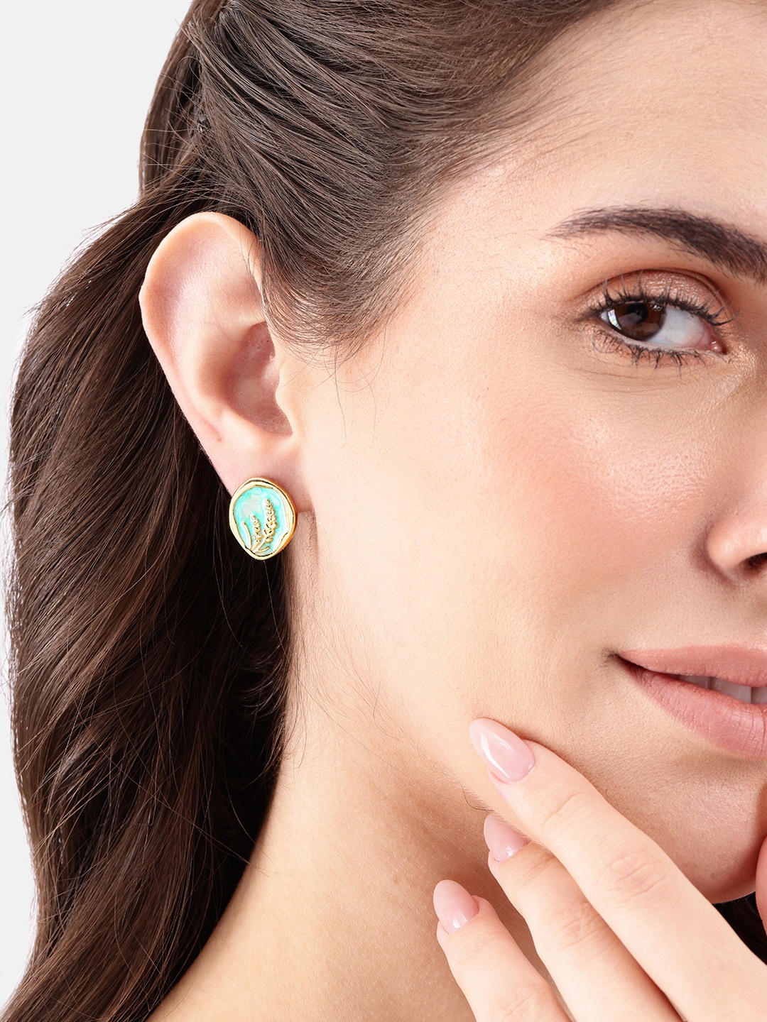 

DressBerry Oval Shaped Studs, Gold