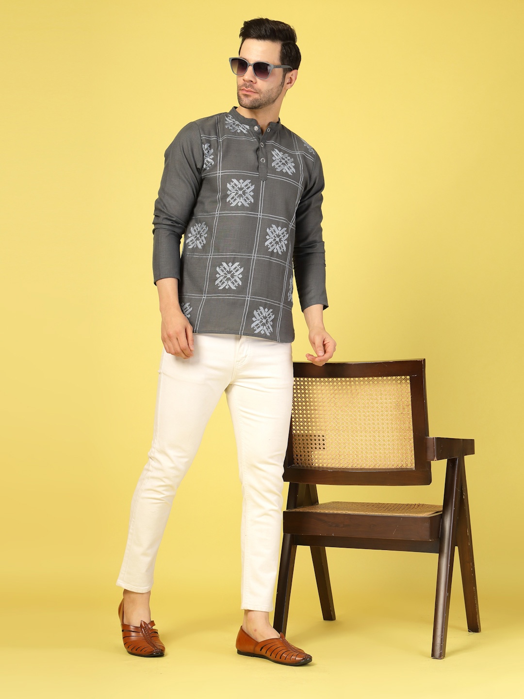 

Rigo Men Comfort Slim Fit Mandarin Collar Floral Printed Cotton Casual Shirt, Grey
