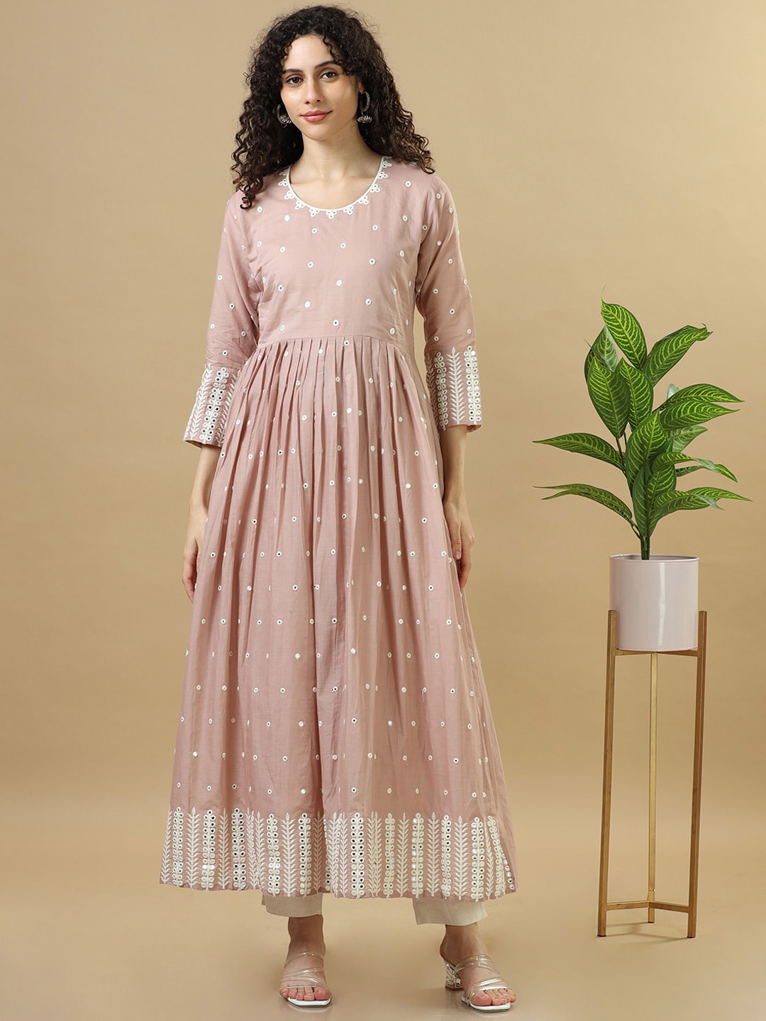 

Hassu's Geometric Embroidered Mirror Work Round Neck Anarkali Kurta, Brown