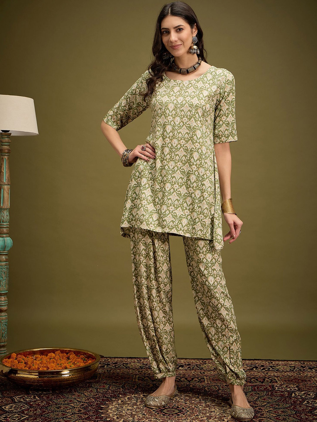 

InWeave Printed Round Neck Tunic With Trouser, Green