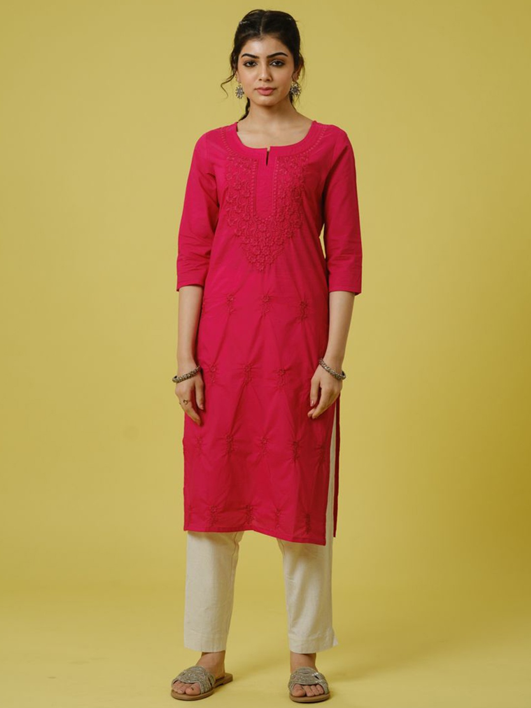 

Hassu's Thread Work Round Neck Straight Kurta, Pink