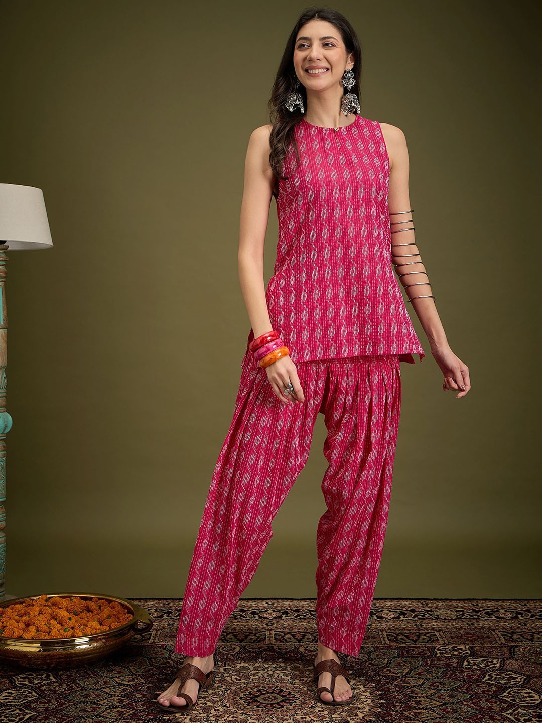 

InWeave Woven Design Sleeveless Pure Cotton Tunic With Trouser, Fuchsia