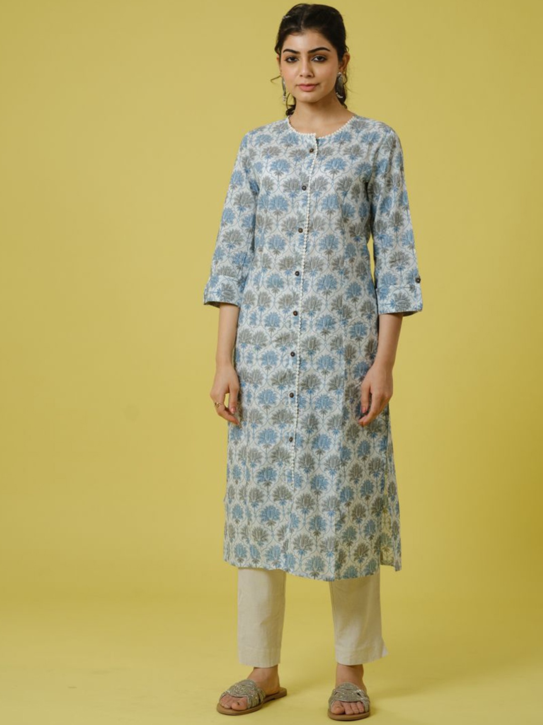 

Hassu's Floral Printed Round Neck Cotton A-Line Kurta, Beige