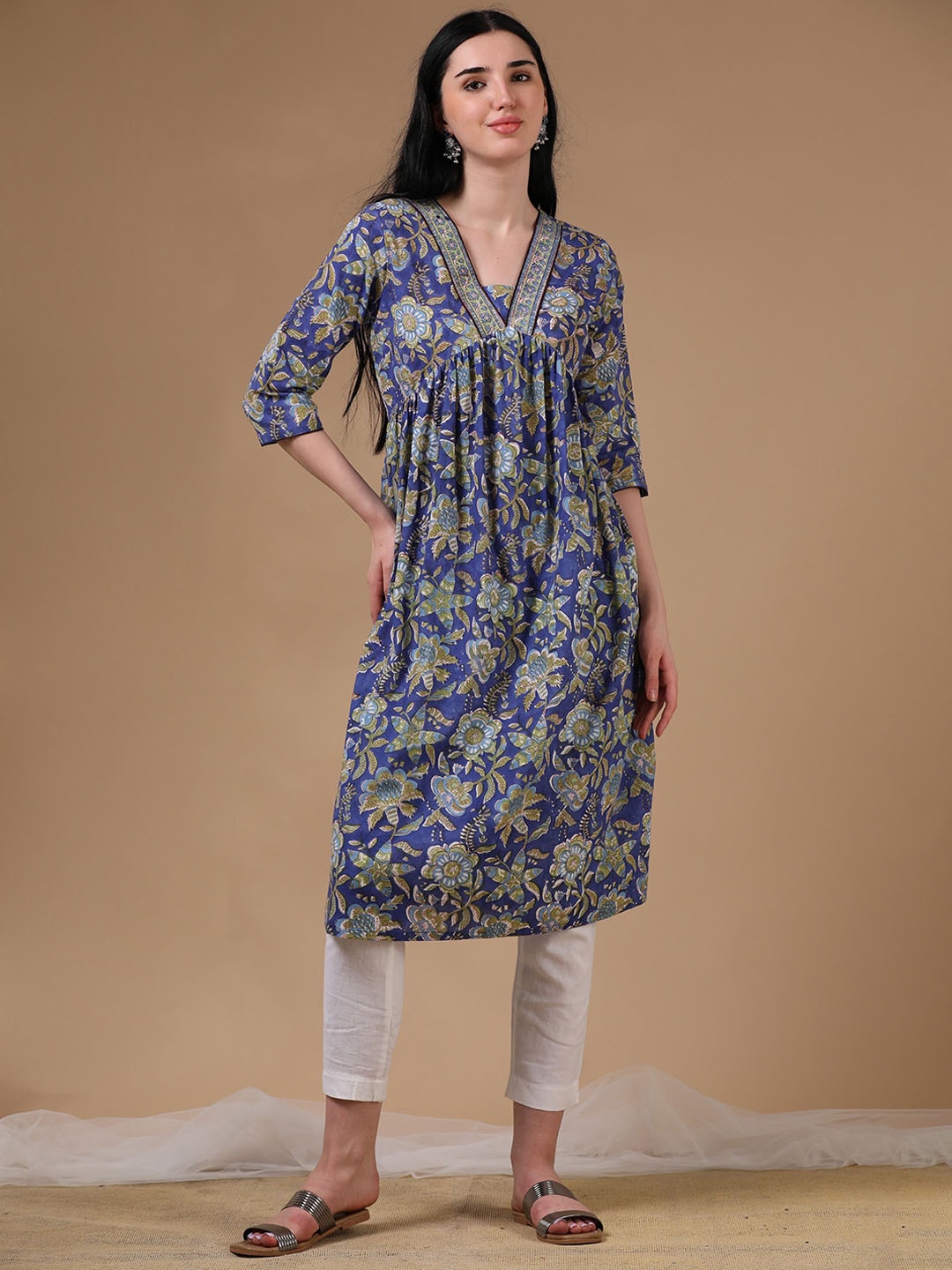 

Hassu's Floral Printed V- Neck Thread Work Cotton A-Line Kurta, Navy blue