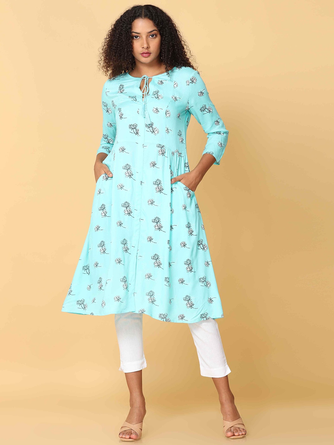 

Hassu's Floral Printed Tie-Up Neck Anarkali Kurta, Blue