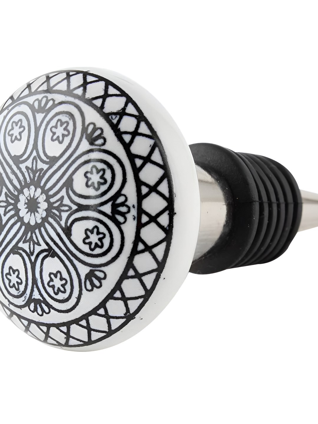 

Indianshelf Black & White Cute Wheel Flat Ceramic Wine Bottle Stopper