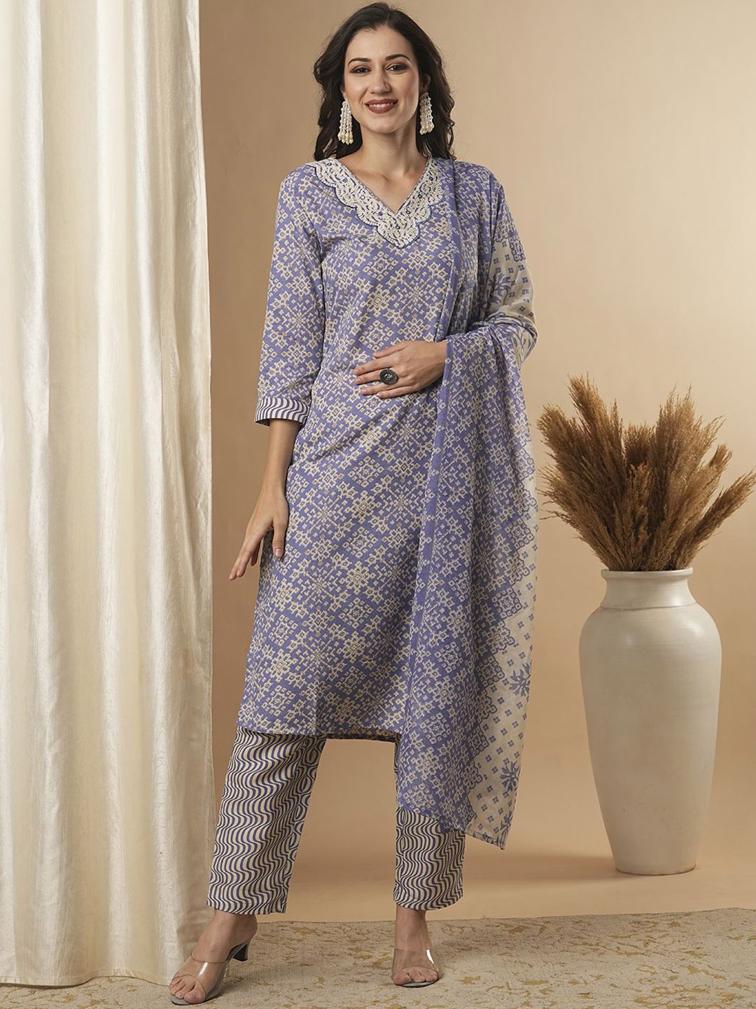 

FASHOR Ethnic Motifs Printed Straight Pure Cotton Kurta With Trousers And Dupatta, Purple