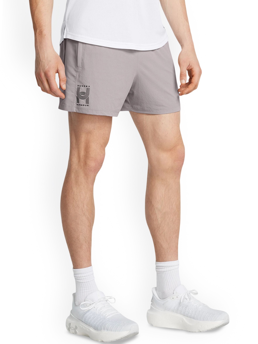 

UNDER ARMOUR Launch Men Slim Fit Mid-Rise Shorts, Grey