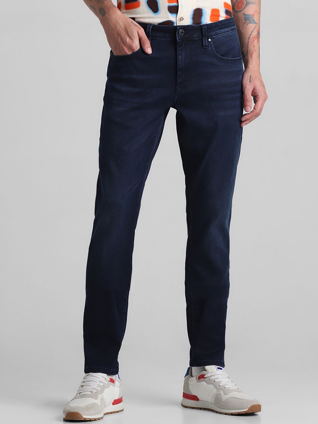

Jack & Jones Men Low-Rise Light Fade Cotton Slim Fit Jeans, Navy blue