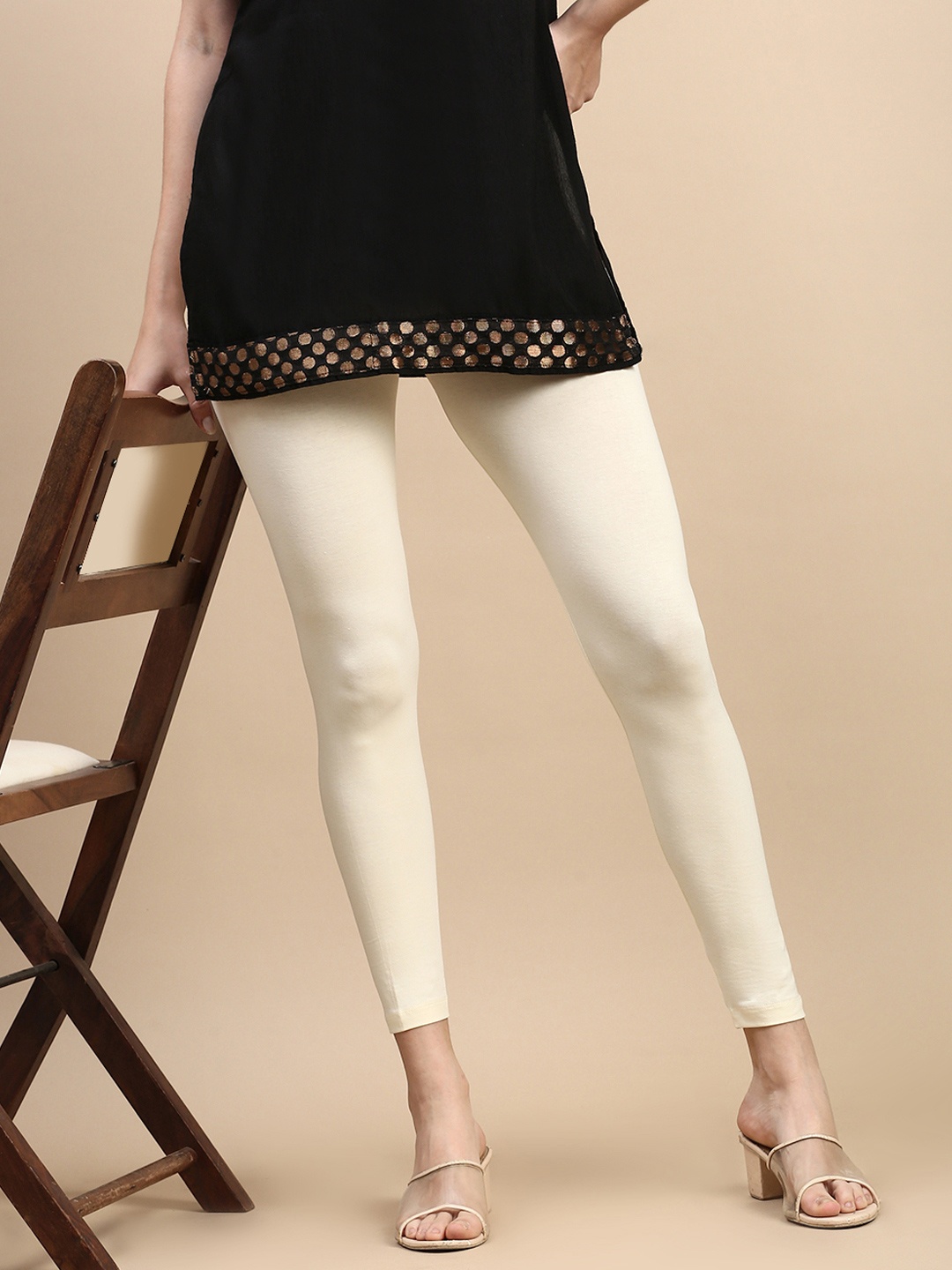 

Kryptic Women Mid-Rise Ankle-Length Leggings, Cream