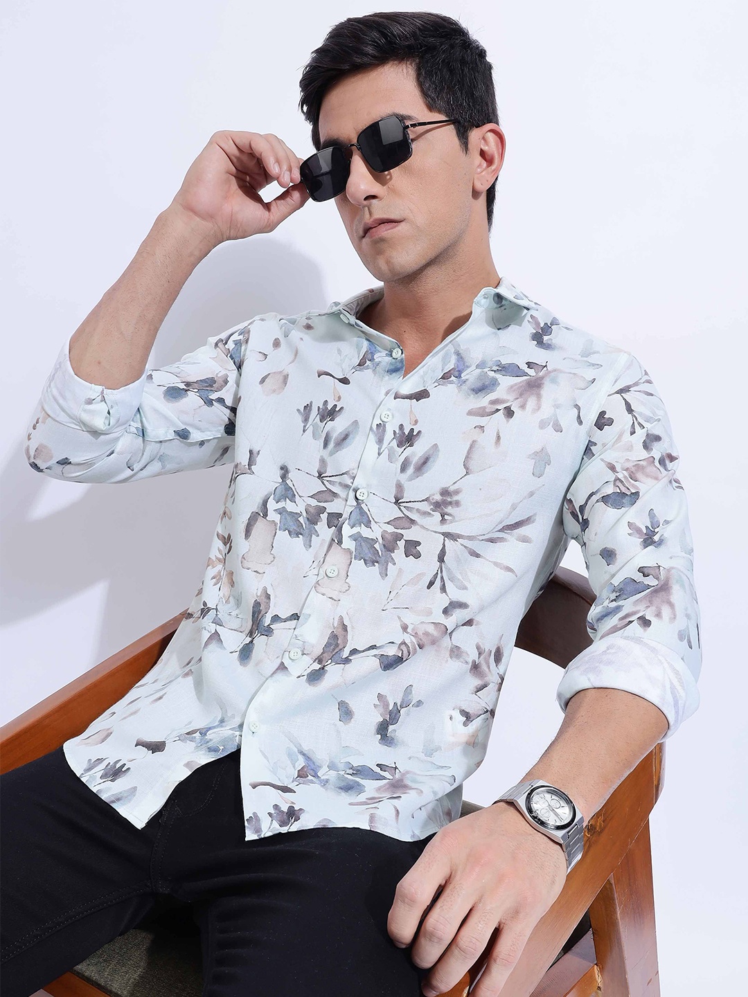 

HERE&NOW Men Slim Fit Spread Collar Floral Printed Cotton Casual Shirt, Off white