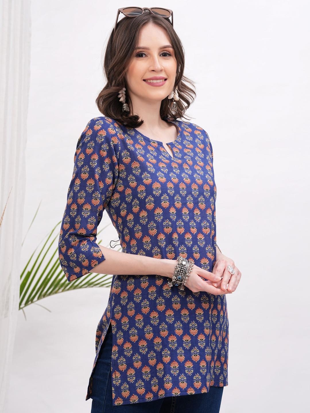 

Vilgi Printed Pure Cotton Kurti, Blue