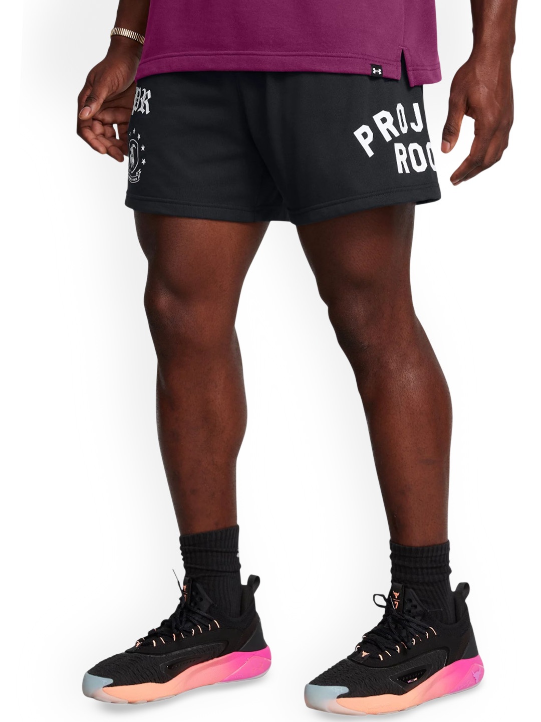 

UNDER ARMOUR Badge Of Honor Men Printed Loose Fit Mid-Rise Sports Shorts, Black