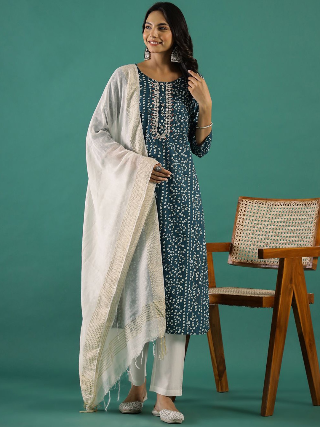 

RangDeep Bandhani Printed Gotta Patti Cotton Straight Kurta, Teal