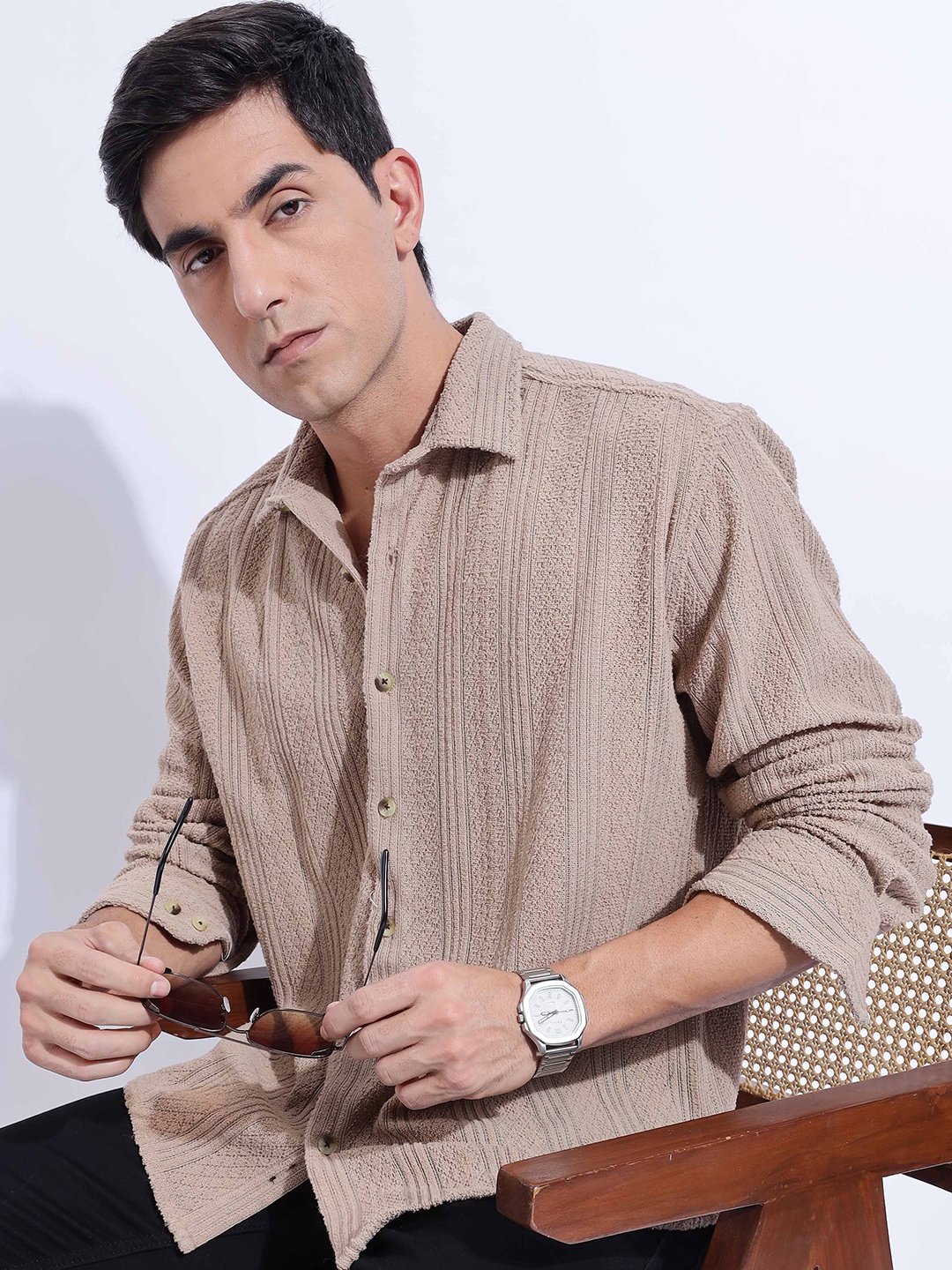 

HERE&NOW Men Relaxed Fit Spread Collar Textured Casual Shirt, Beige