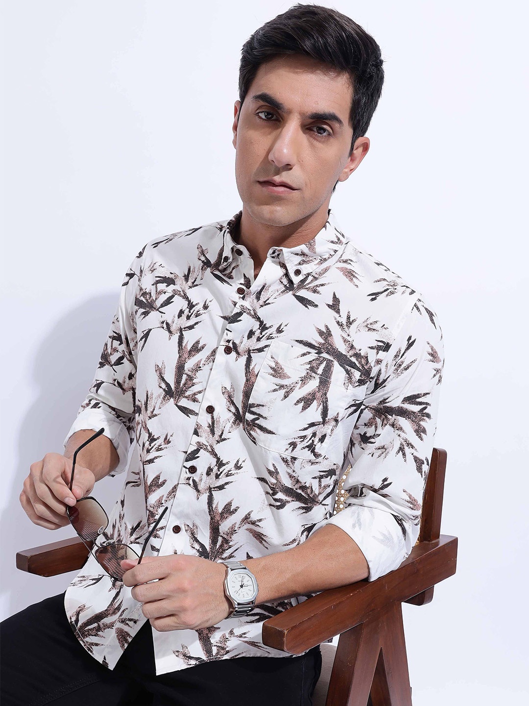 

HERE&NOW Men Slim Fit Button-Down Collar Floral Printed Cotton Casual Shirt, White