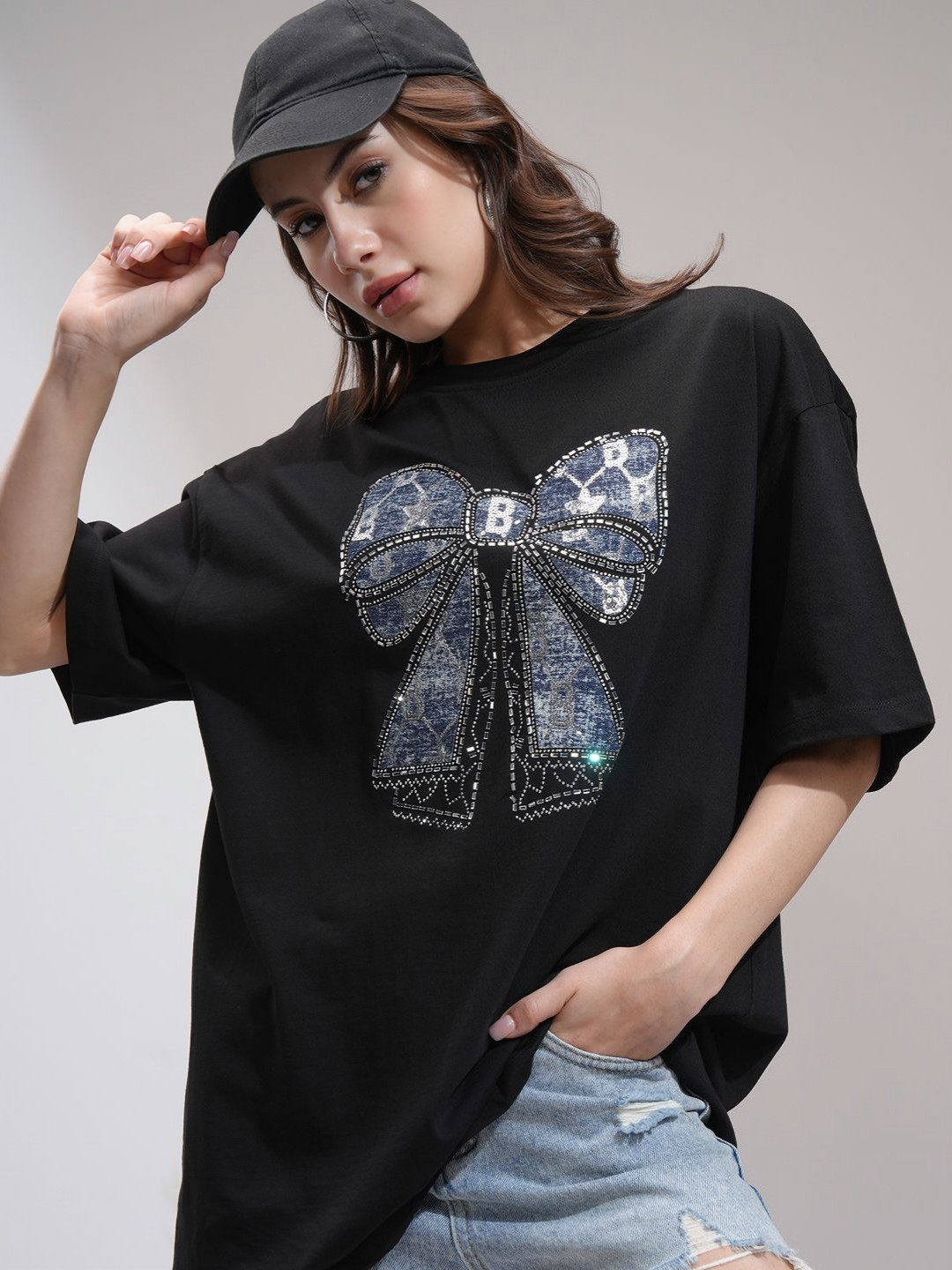 

Street By Tokyo Talkies Women Self Design Round Neck Cotton Oversized T-shirt, Black