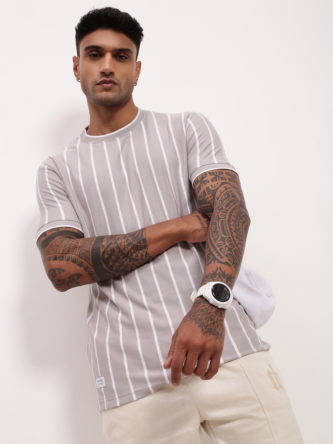 

SHOWOFF Men Striped Round Neck Cotton T-shirt, Grey