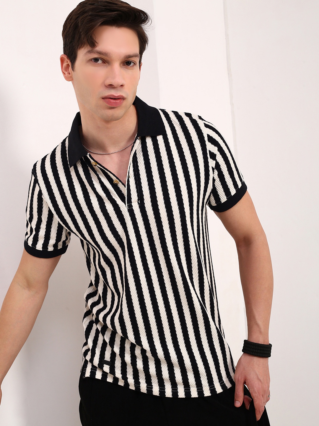 

SHOWOFF Men Striped Polo Collar Cotton T-shirt, Black