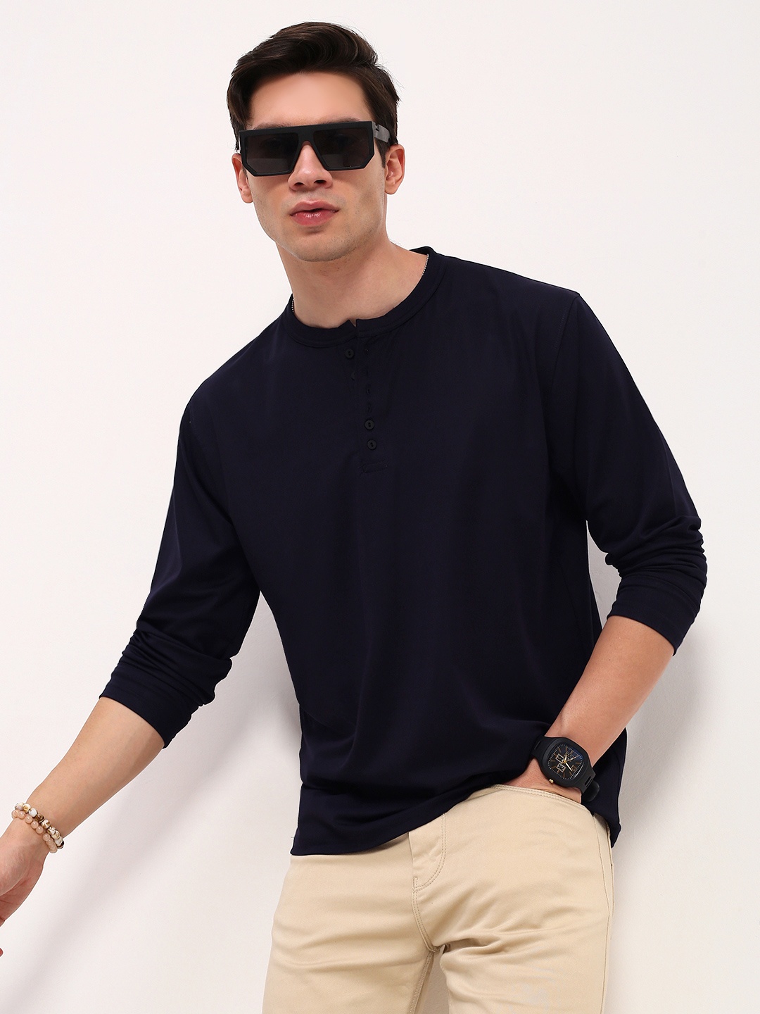 

SHOWOFF Men Solid Henley Neck Cotton T-shirt, Navy blue